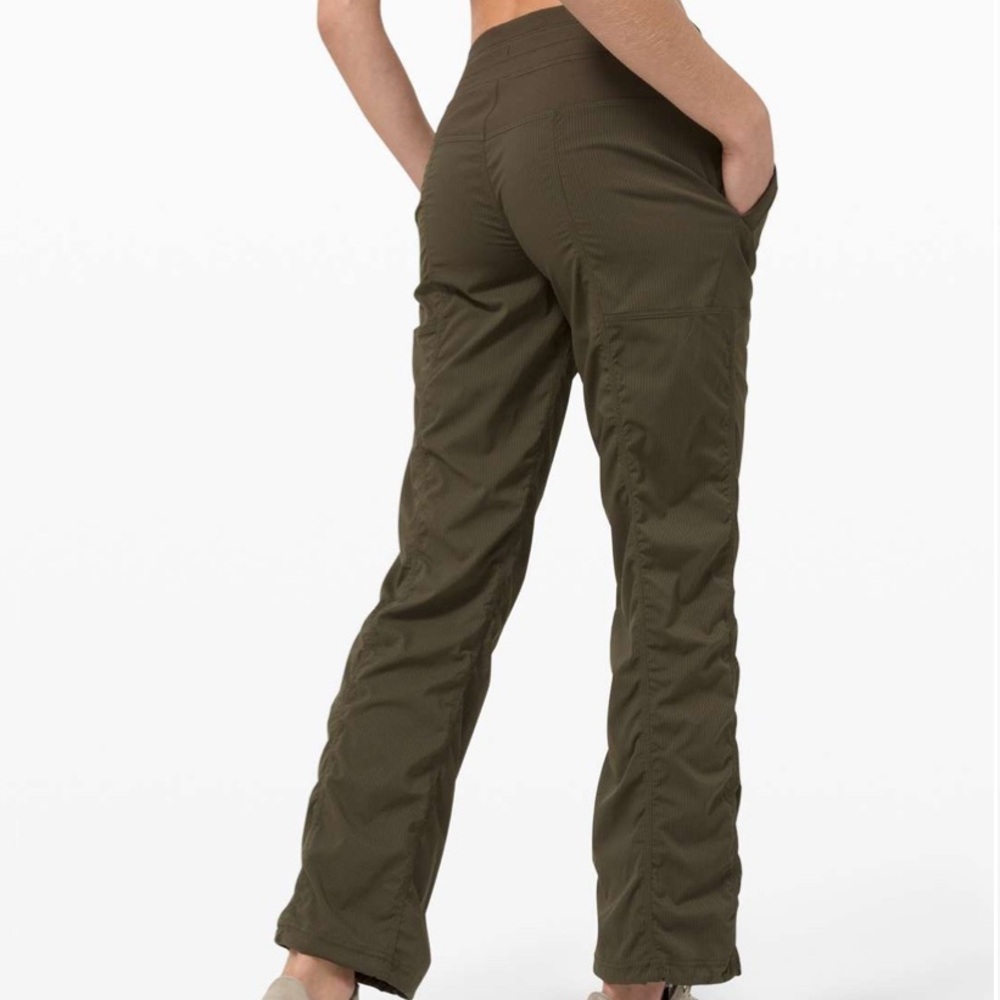 Lululemon Dance Studio Pant III *Unlined
Dark Olive Size 0